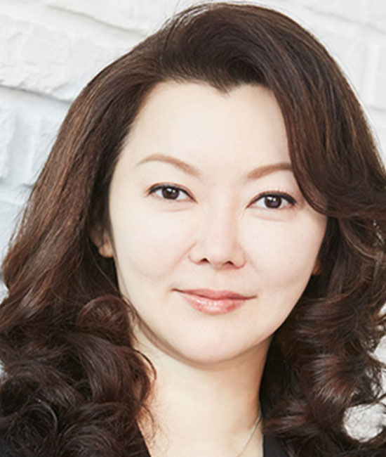 Janifer Yeo-Tan Janifer Yeo-Tan